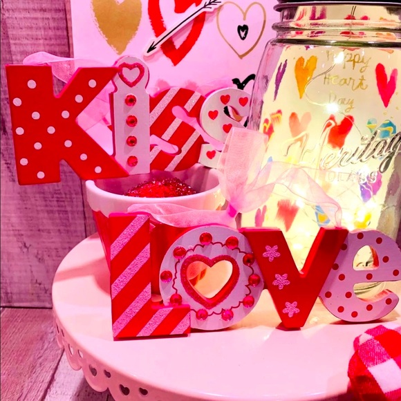 4 Piece Set for Valentine’s Day Tiered Trays - Picture 6 of 12